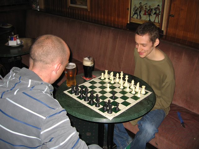 itsyourturn2die takes on the mighty trevor33 who isn't really hungry, the cutlery was there when he arrived... honest